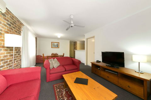 Toowong Villas - Accommodation Noosa 3