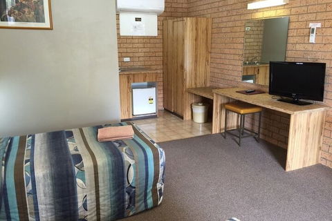 Three Ways Motel - Accommodation Noosa 2