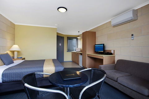 Portside Motel - Accommodation Noosa 7