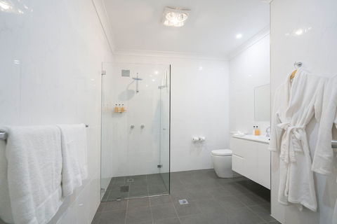 Thistle Hill Guest House - Accommodation Noosa 4