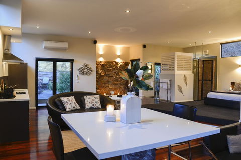 Kudos Villas And Retreats - Accommodation Noosa 2