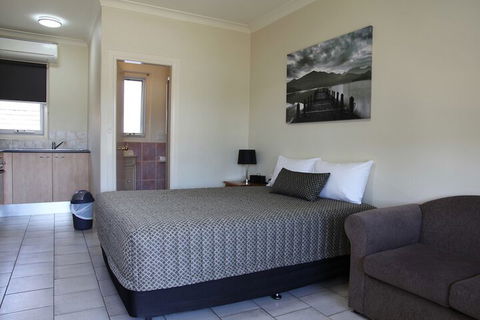 Tumut Apartments - Accommodation Noosa 5