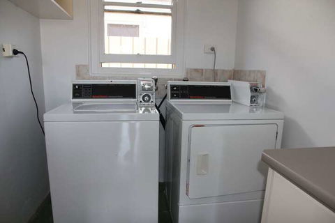 Tumut Apartments - Accommodation Noosa 2
