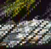 Golden Sands Beachfront Apartment Resort - Accommodation Noosa