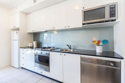 Astra Apartments Sydney Kent Street - Accommodation Noosa 2