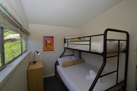 Tombarra 4B - Accommodation Noosa 1