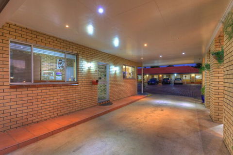 Jumbuck Motor Inn - Accommodation Noosa 1