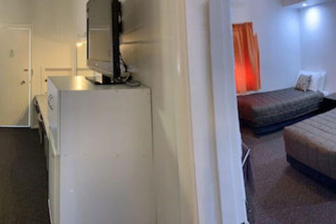 Orana Windmill Motel - Accommodation Noosa 5