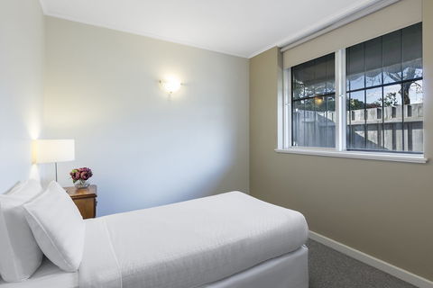 Dorset Gardens Hotel - Accommodation Noosa 1