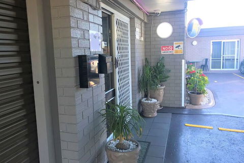Toukley Motor Inn - Accommodation Noosa 7