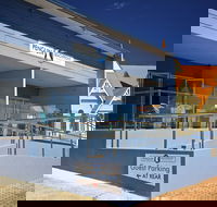 Penguin Beachfront Apartments - Accommodation Noosa