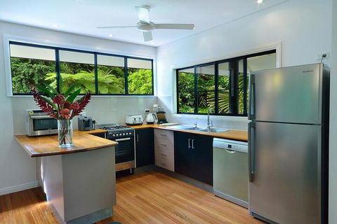 Misty Mountains Rainforest Retreat - Accommodation Noosa 6