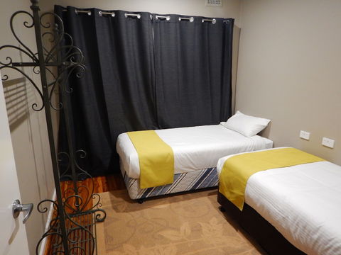Manera Heights Apartment Motel - Accommodation Noosa 4