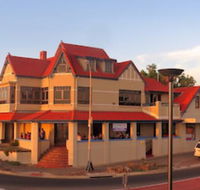 McCloud House - Accommodation Noosa
