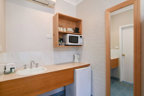 Catalina Motel Lake Macquarie - Accommodation Noosa 5