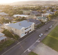 Port Elliot Beach House YHA Hostel - Accommodation Noosa
