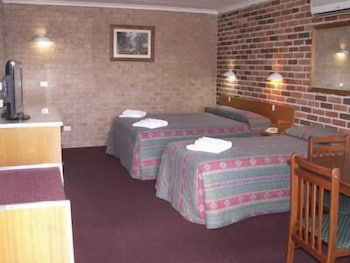 Cedar Lodge Motel - Accommodation Noosa 4