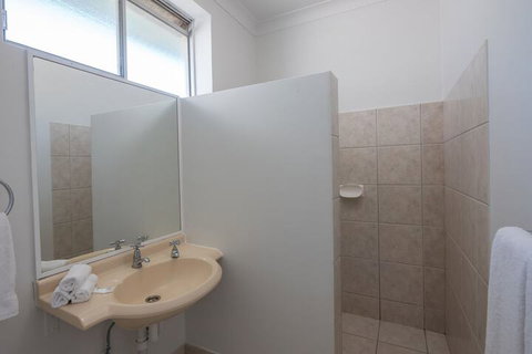 Bilinga Beach Motel - Accommodation Noosa 7