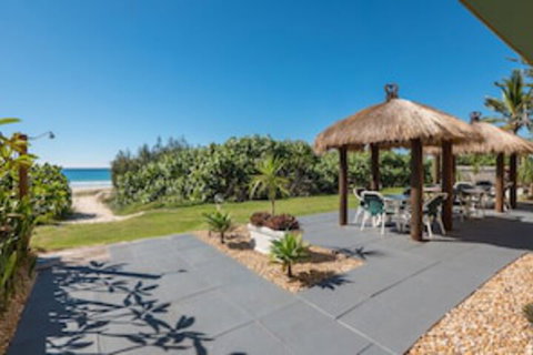 Bilinga Beach Motel - Accommodation Noosa 0
