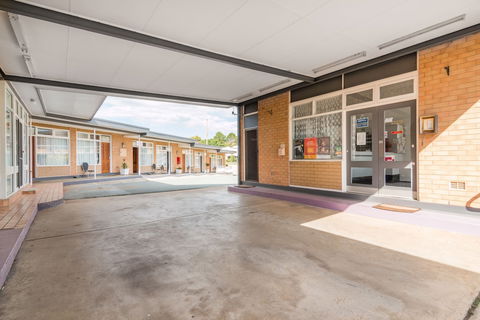 Queanbeyan Motel - Accommodation Noosa 2