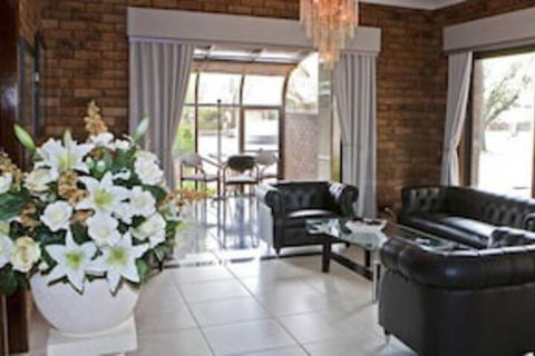 Central Caleula Motor Lodge - Accommodation Noosa 0