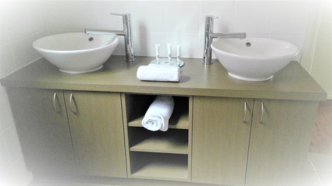 Balingup Highview Chalets - Accommodation Noosa 3