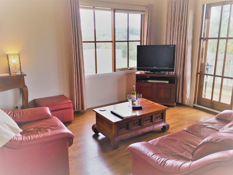 Balingup Highview Chalets - Accommodation Noosa 6