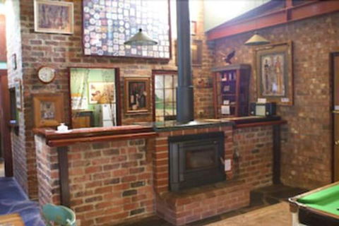 Eagle Foundry Bed & Breakfast - Accommodation Noosa 3