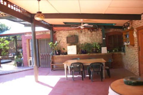 Eagle Foundry Bed & Breakfast - Accommodation Noosa 2