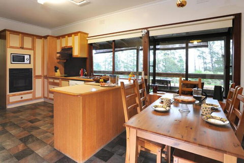 Lavender Farm - Accommodation Noosa 6
