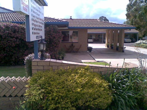 Jillaroo Motor Inn - Accommodation Noosa 2