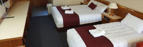 Tabourie Lake Motel - Accommodation Noosa 2