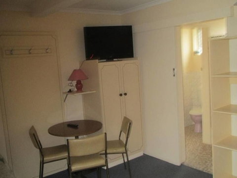 Great Lakes Motor Inn - Accommodation Noosa 5