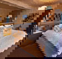 Lorne Hotel - Accommodation Noosa