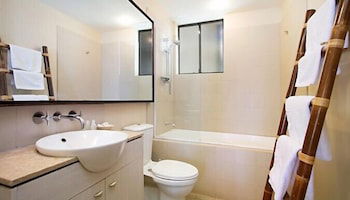 Marine Boutique Apartments - Accommodation Noosa 3