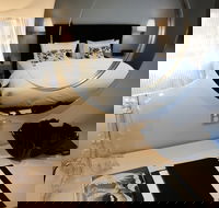 5 Rooms At The Stirling Hotel