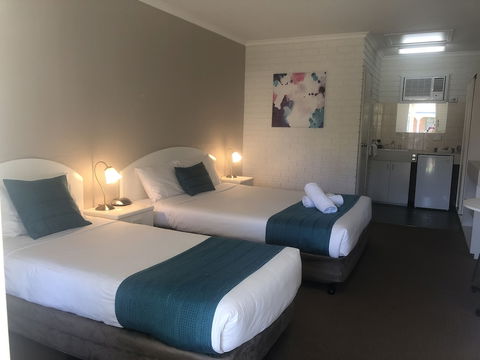 Capricorn Motor Inn - Accommodation Noosa 6