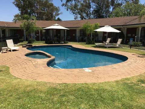 Capricorn Motor Inn - Accommodation Noosa 3