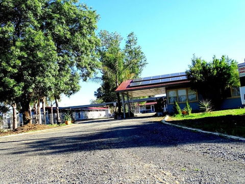 Mercury Motor Inn - Accommodation Noosa 0