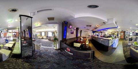 Shamrock Hotel Motel - Accommodation Noosa 1