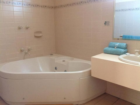 Philadelphia Motor Inn Echuca - Accommodation Noosa 2