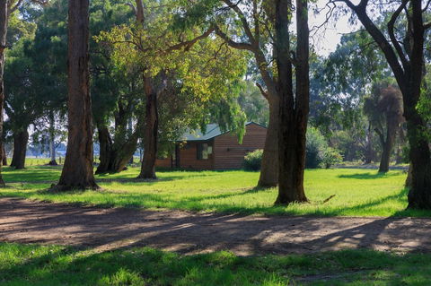 Dunsborough Rail Carriages & Farm Cottages - Accommodation Noosa 1