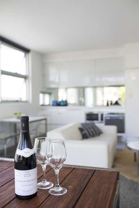 Bondi Beach Apartments - Accommodation Noosa 1