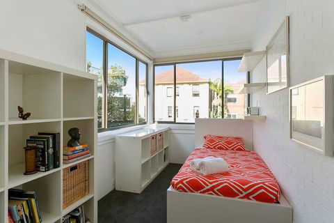Jacques Avenue - Accommodation Noosa 4