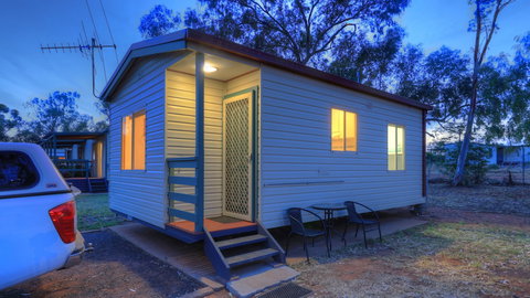 Cobar Caravan Park - Accommodation Noosa 2