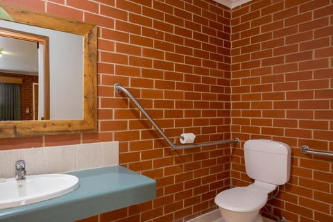 Yackandandah Motor Inn - Accommodation Noosa 3