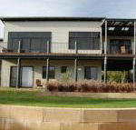 Ocean Beach House - Accommodation Noosa