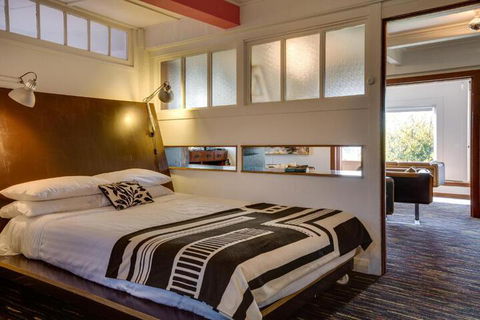 Last Villa - Accommodation Noosa 0