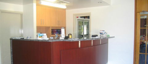 Country Roads Motor Inn Dysart - Accommodation Noosa 1