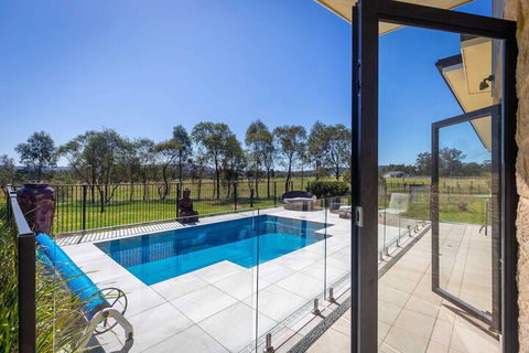 Mandalay Villas Villa 2 - Accommodation Noosa 1